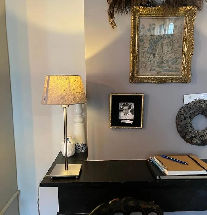 B&B De Kamer Hiernaast-1