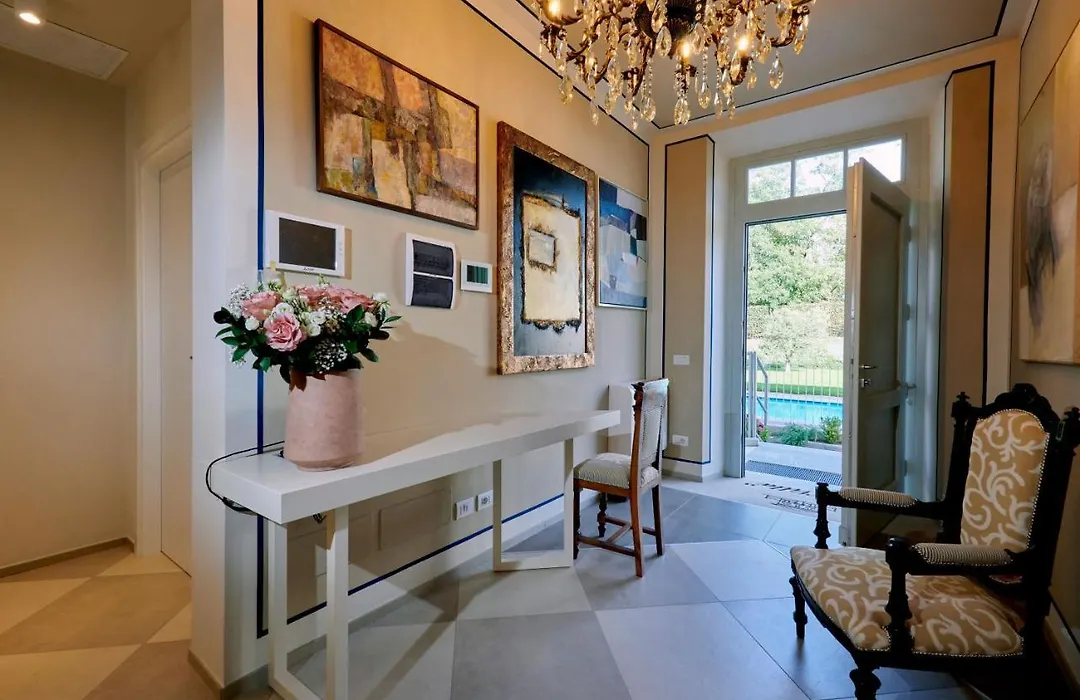 La Villa-1