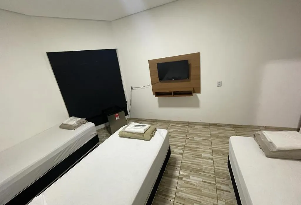 Hotel Hollywood-1