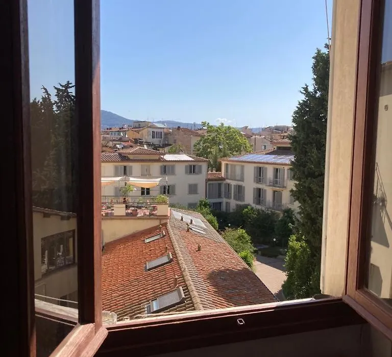 Hotel Paola-1