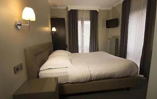 Hotel Chantecler-1