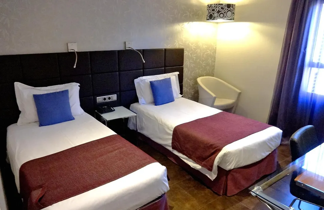 Hotel Lloret Ramblas-1