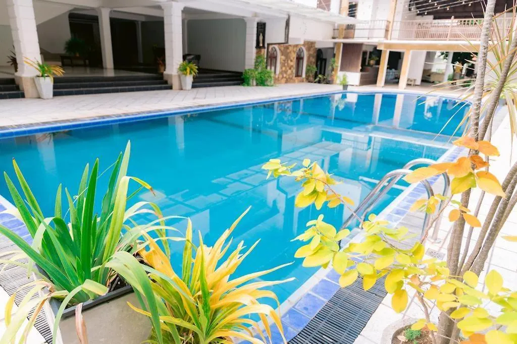 Romantic Garden Hotel-1