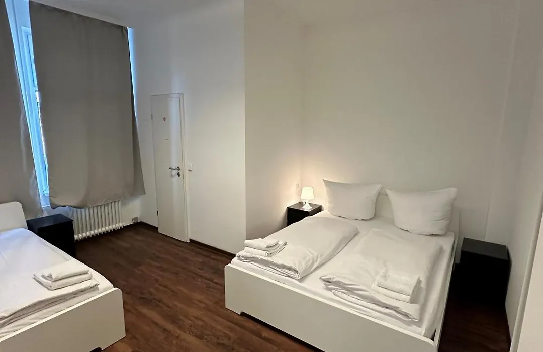 Potsdamer Inn-1