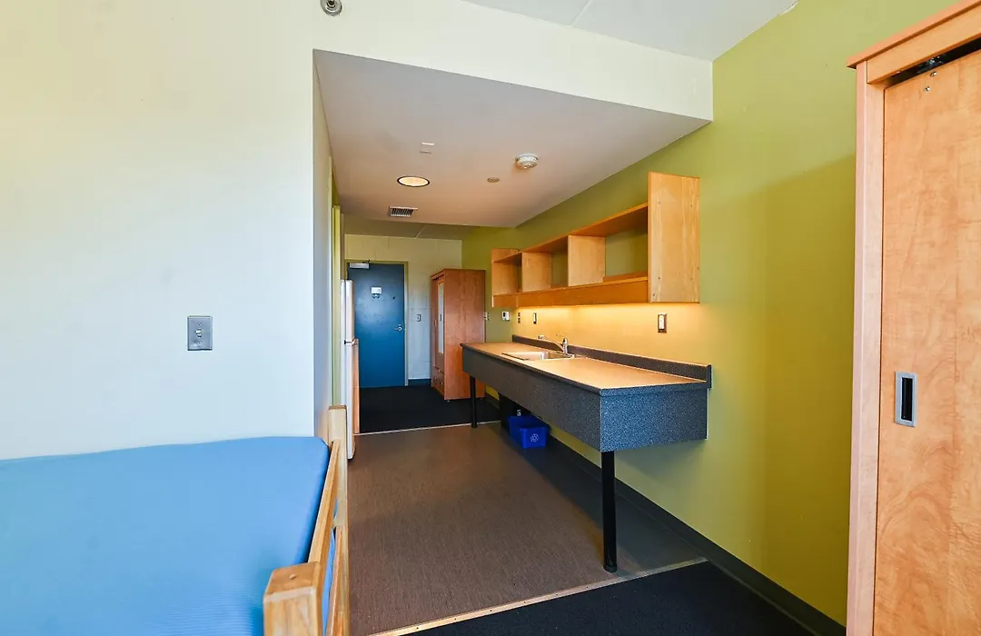 Residence & Conference Centre - Kingston-1