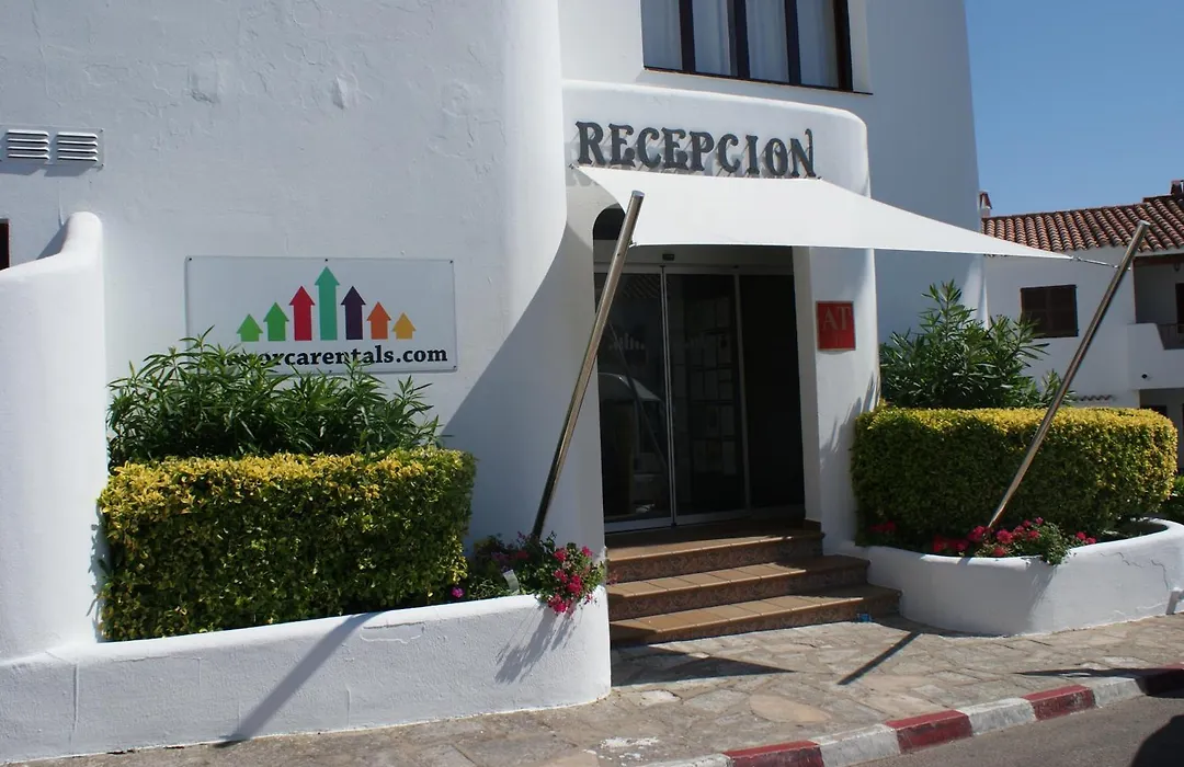 Apartamentos Son Bou Gardens By MENORCARENTALS-1