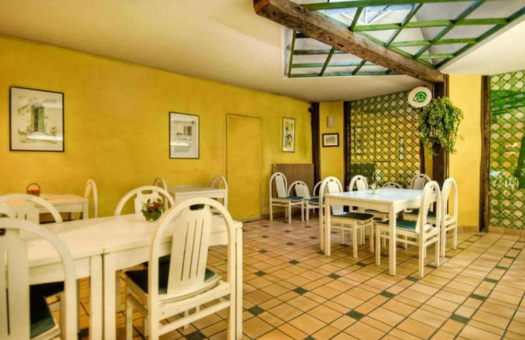 Hotel Le Faubourg Opera-1