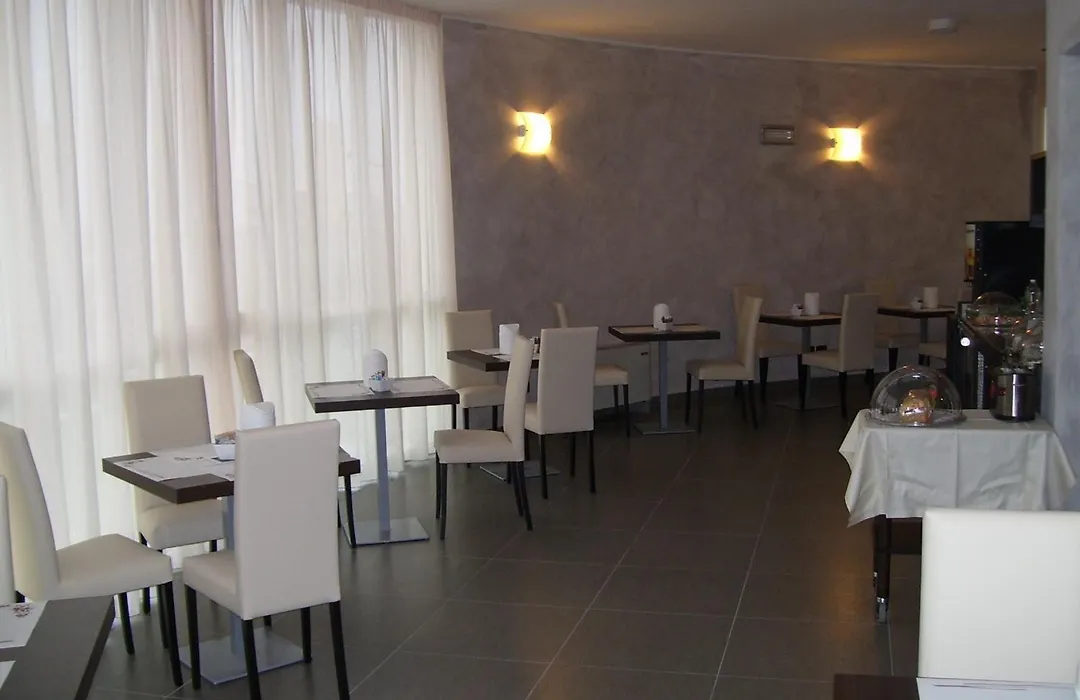Hotel Motel Galaxy Reggio Emilia-1