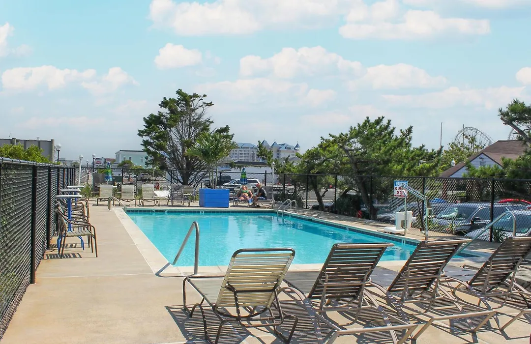 Oceanic Motel-1