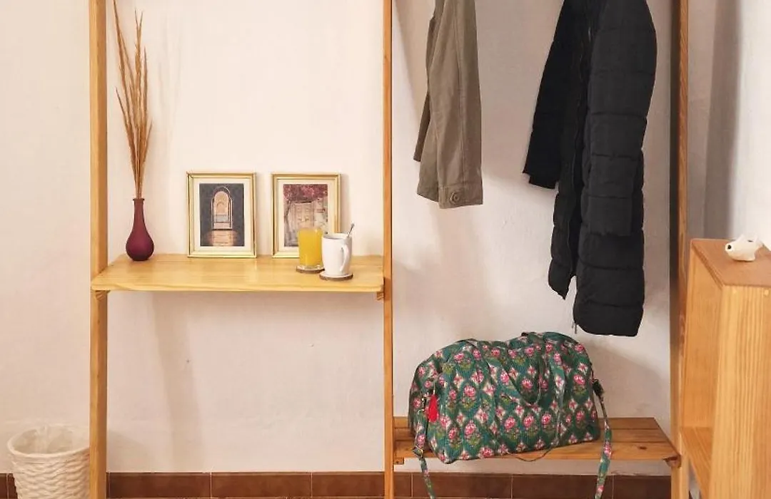 LA CASA DE ABUELA Habitaciones con baño compartido en el casco histórico de Frigiliana sólo adultos-1