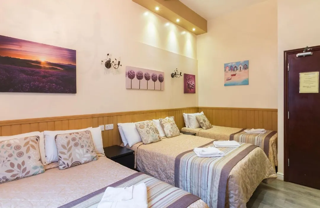 Notting Hill Gate Hotel-1