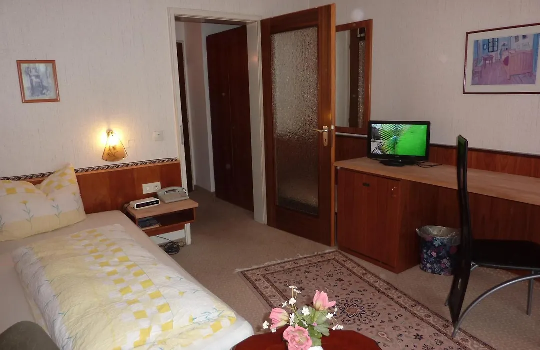 Hotel Traube-1