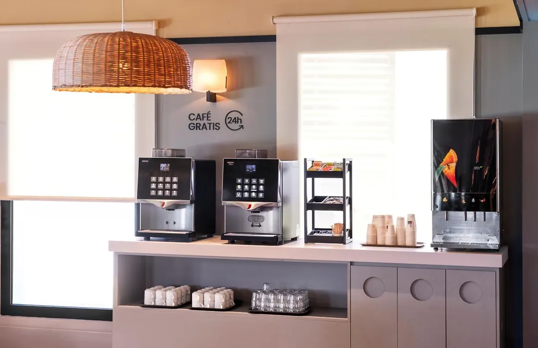 B&B HOTEL Barcelona Mollet-1
