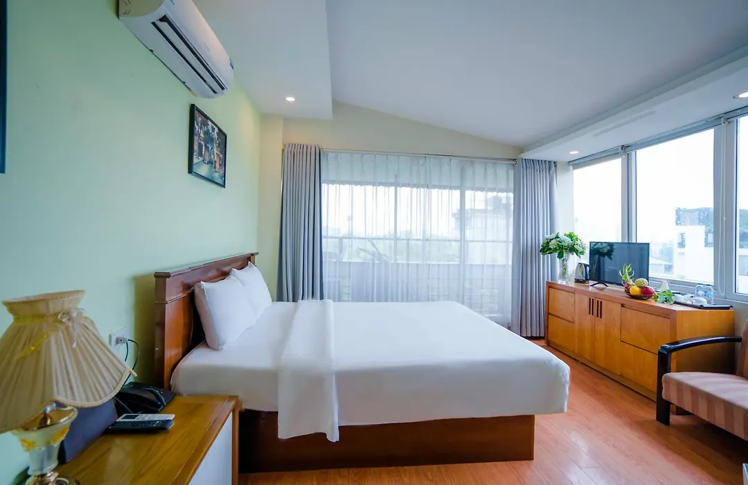 Hanoi Lake View Hotel-1