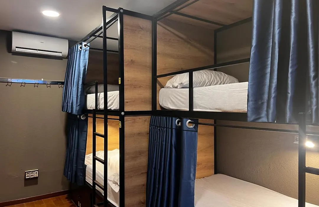 Hostel Estrella 20-1
