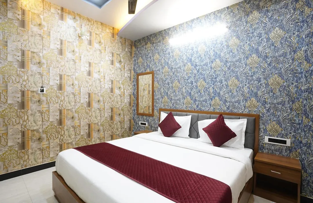 The Castle Stay Inn Udaipur Railway Station-1