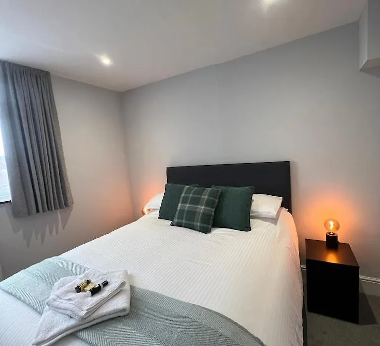 Brynhyfryd Guest House-1