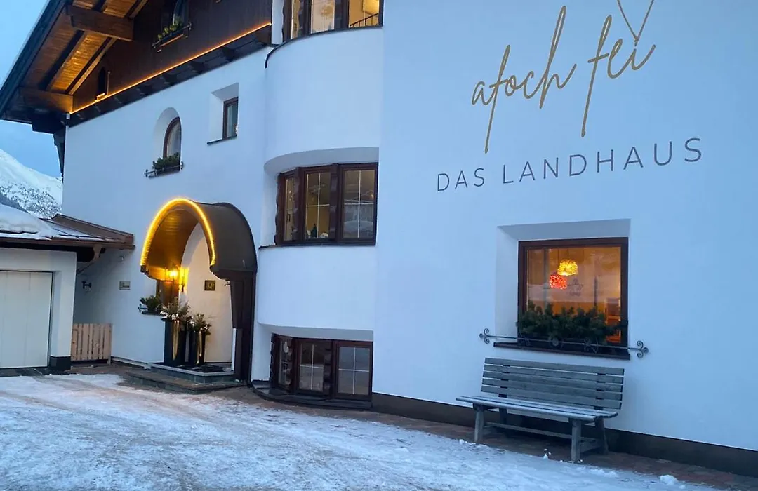 Quality Hosts Arlberg - Afoch Fei - Das Landhaus I Sommerkarte Premium-1