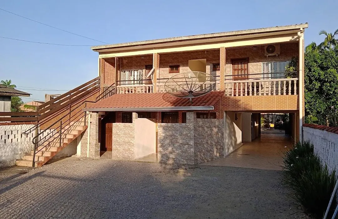 Hospedaria Recanto dos Pássaros-1