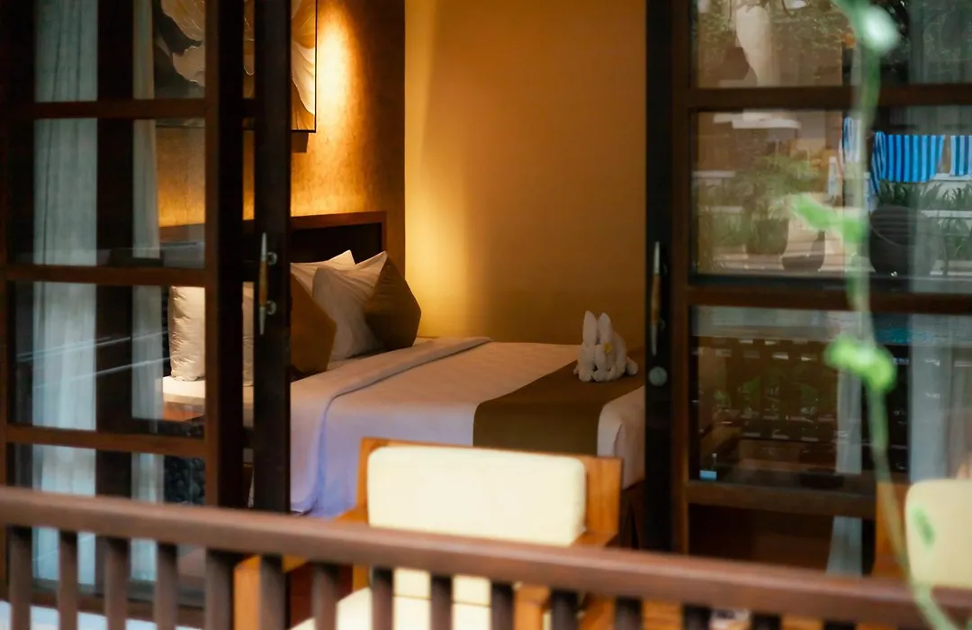 Fourteen Roses Beach Hotel-1