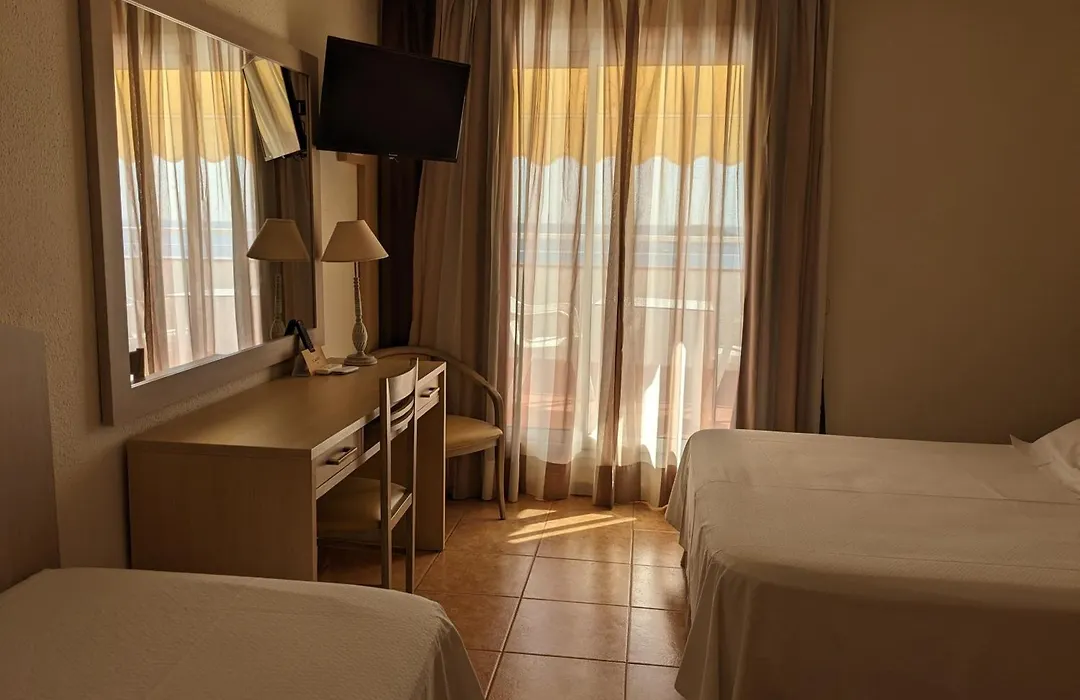 Hotel Capri-1