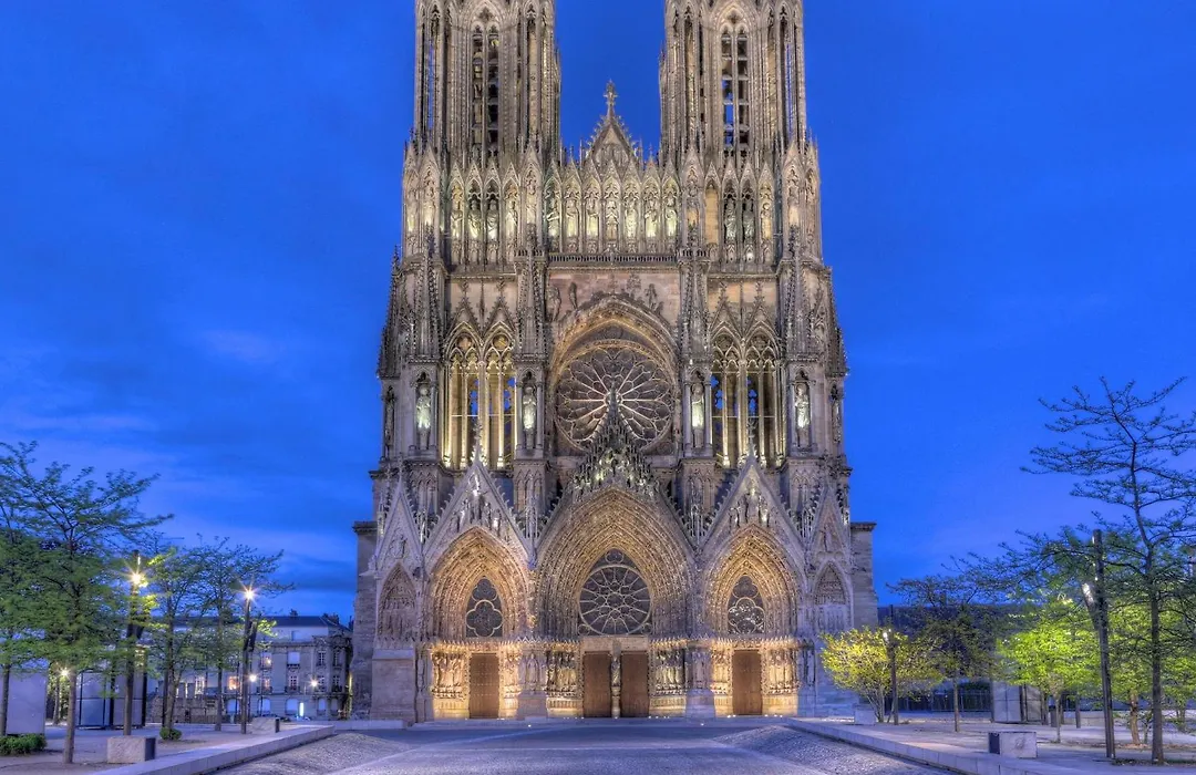 CLASSIC HÔTEL Reims Est - Taissy-1