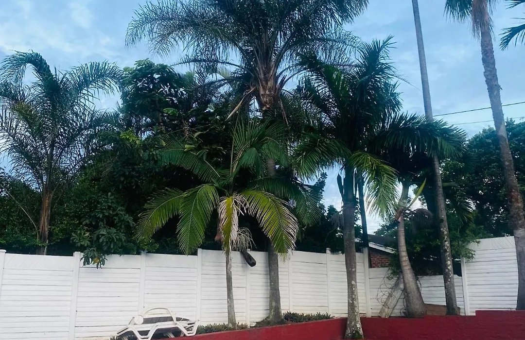 Dwengu Guest House-1