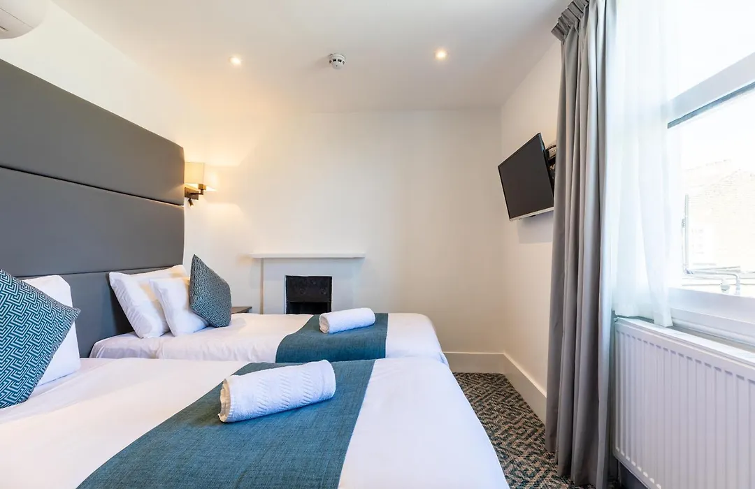 The J Hyde Park Hotel-1