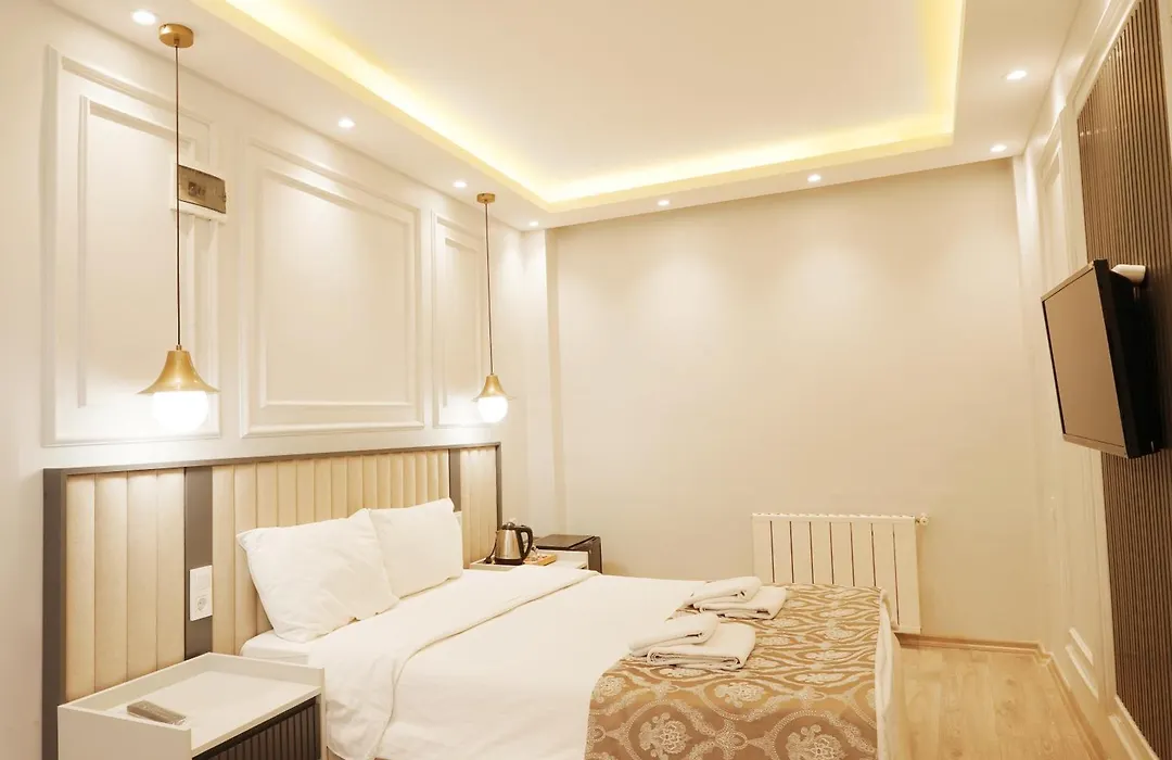 Ararat Hotel-1