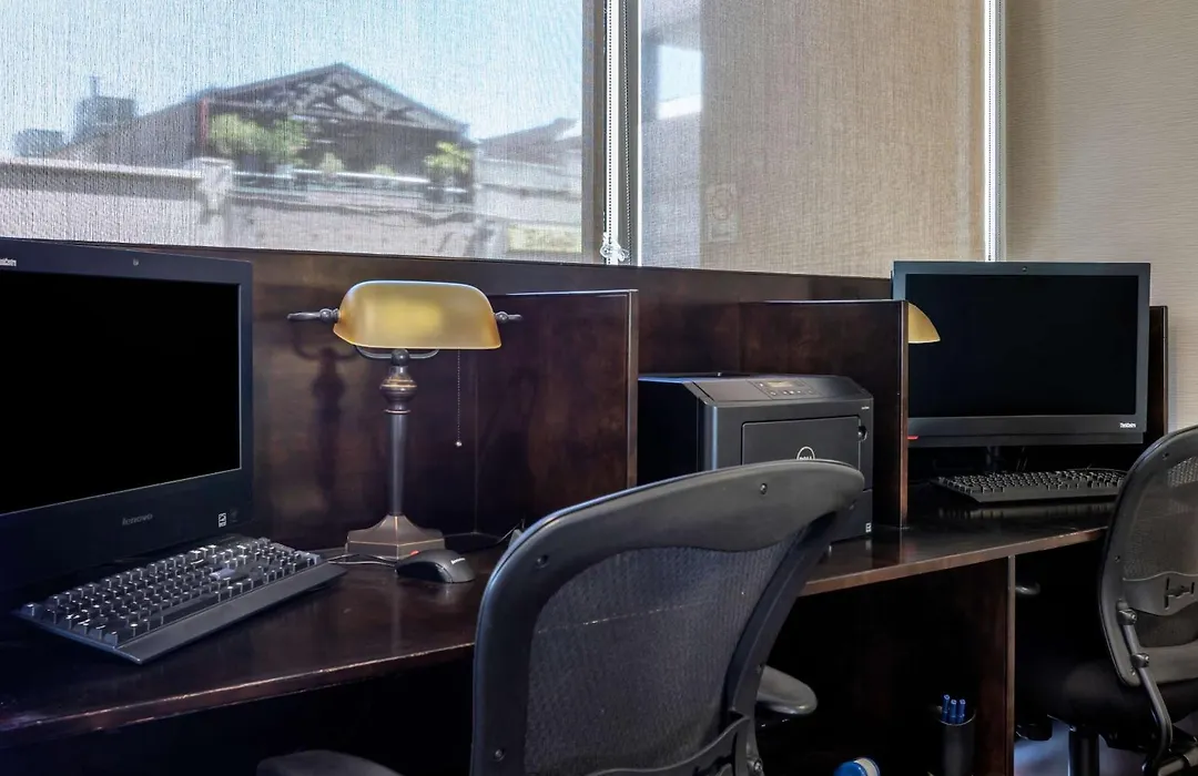 Comfort Suites Visalia - Convention Center-1