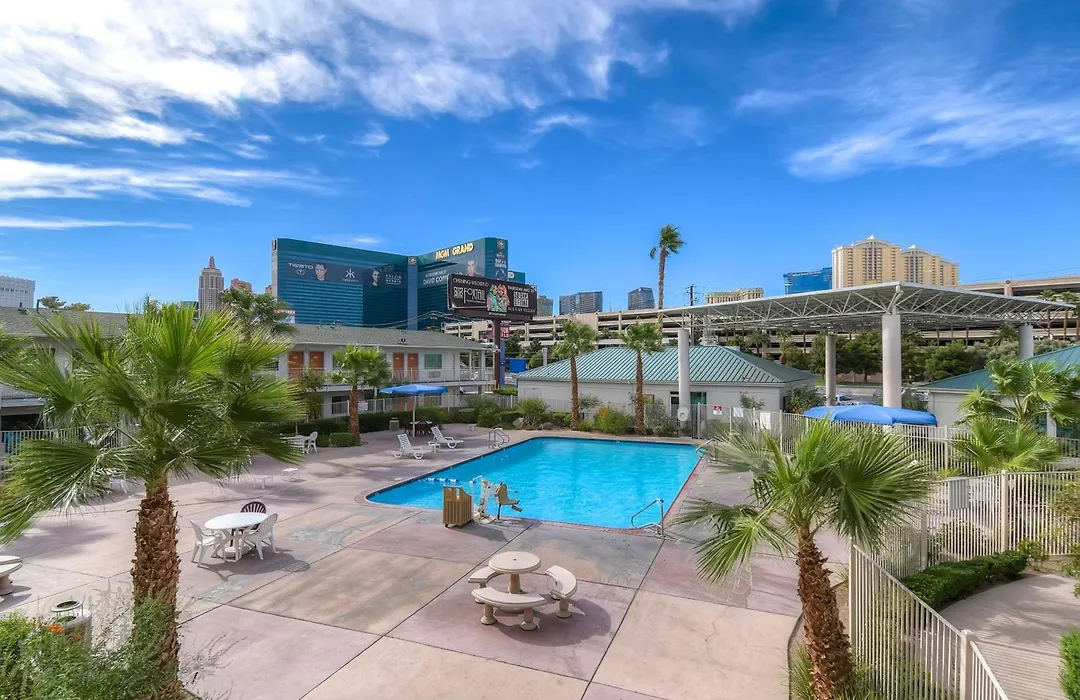 Studio 6 Suites Las Vegas, Nv - Tropicana-1