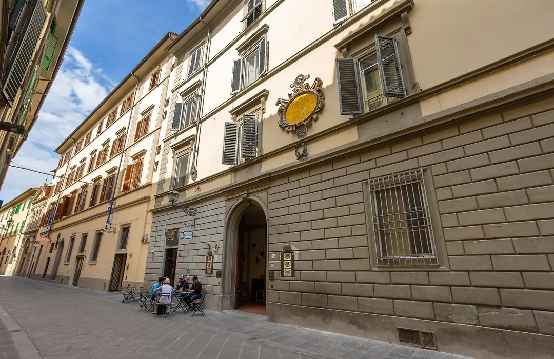 Hotel Paola-1