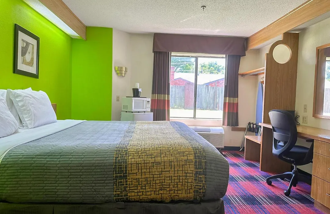 Classic Inn By Townhouse American Way Memphis I 240-1