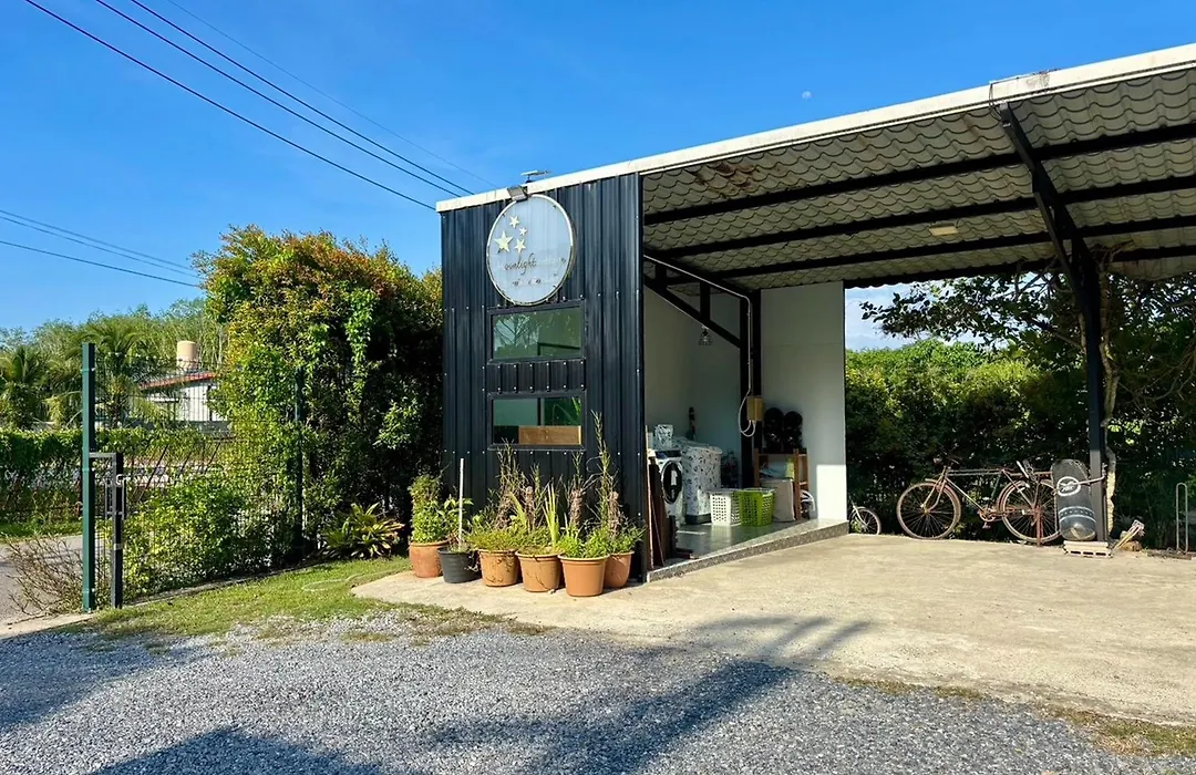 Moonlight Cottage-1