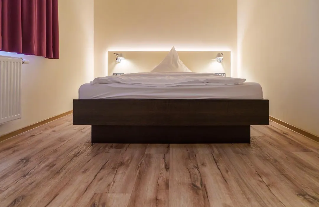 Hotel am Berg Esslingen-1