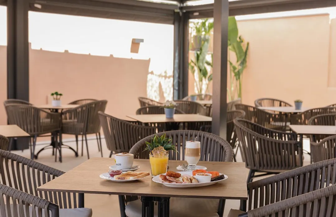 Hotel Gabarda-1