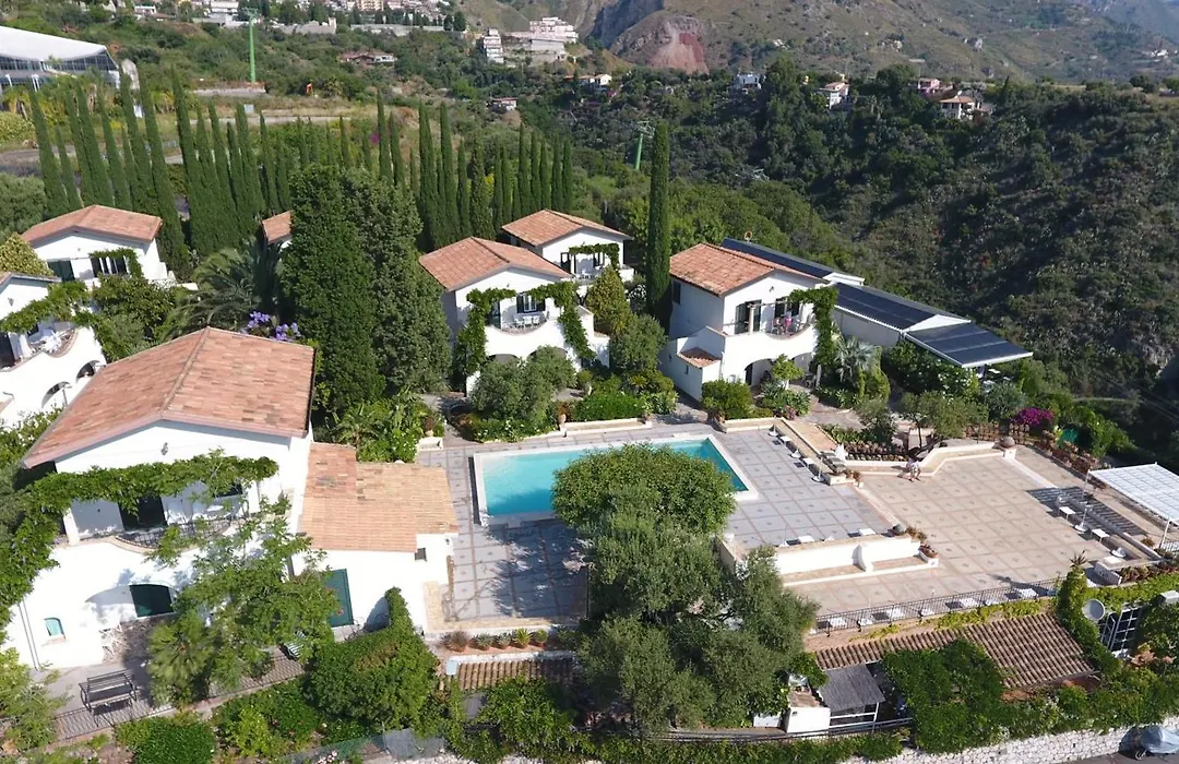 Residence Terra Rossa Taormina-1