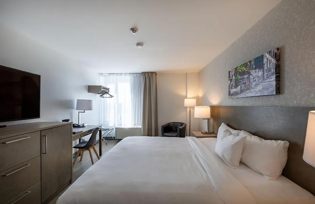 Repotel Henri IV Quebec-1