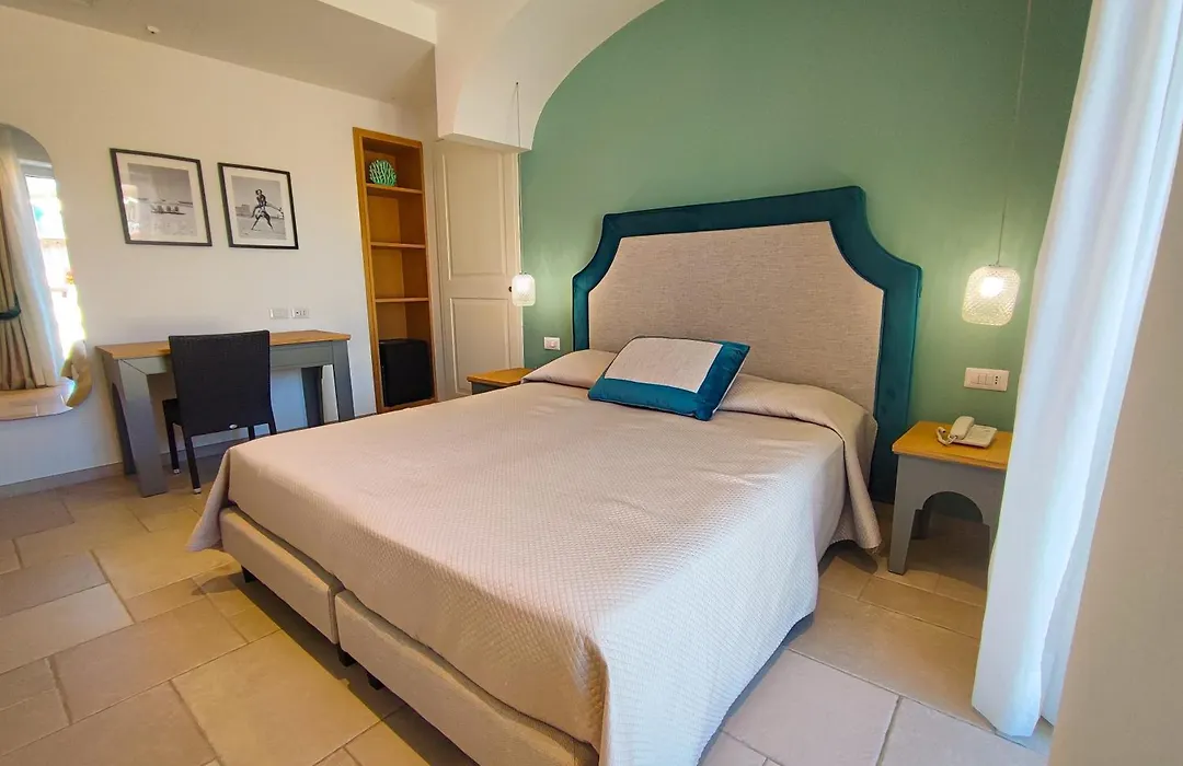 Hotel La Pergola-1