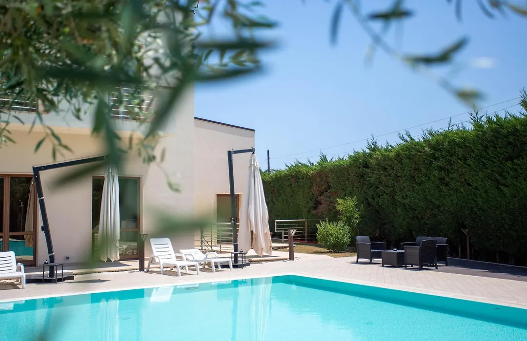 Hermes Hotel-1