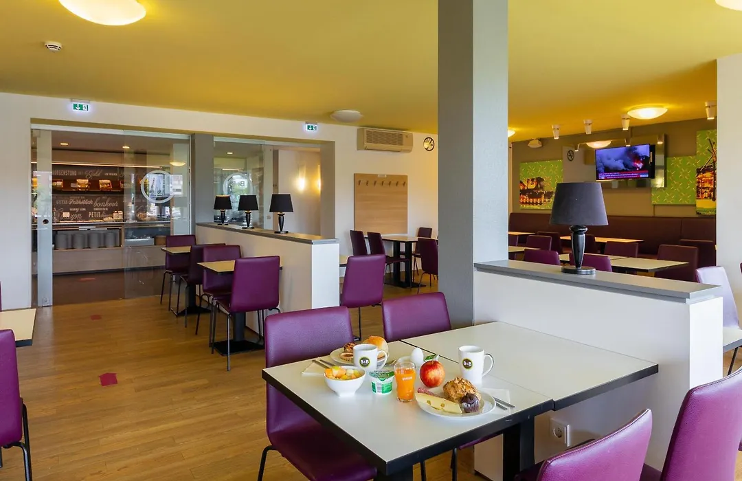 B&B Hotel Oberhausen Am Centro-1