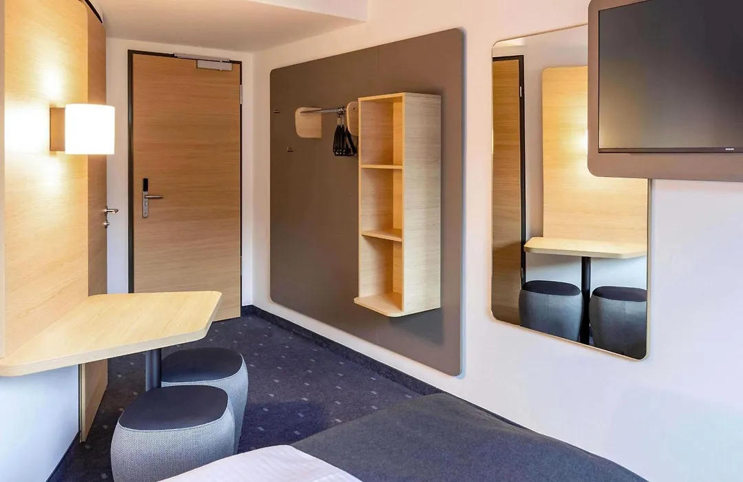 B&B Hotel Amsterdam-Zaandam-1