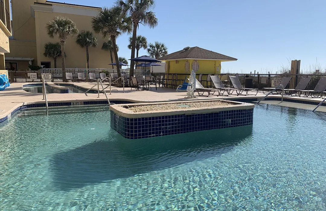Best Western Ocean Sands Beach Resort-1