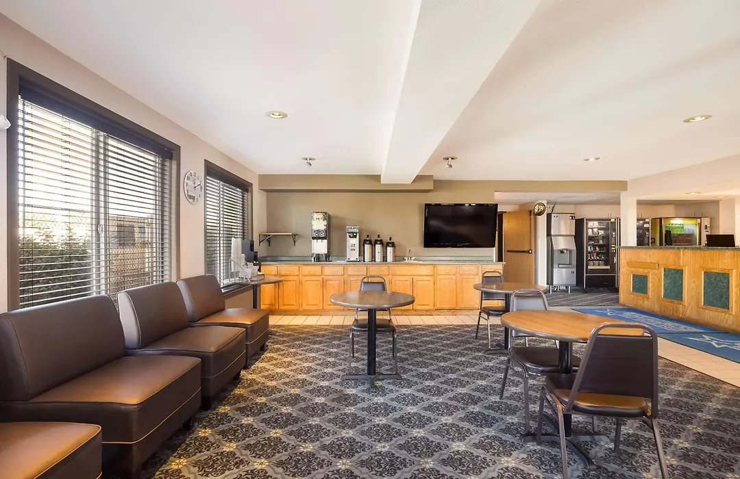 Americas Best Value Inn Sparks-1
