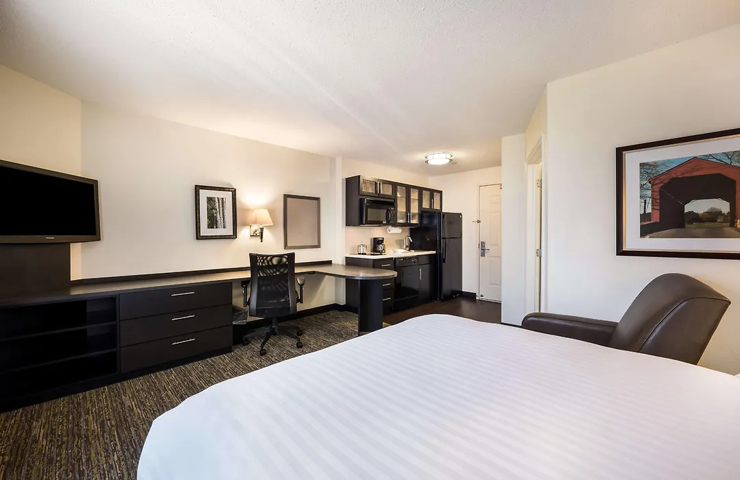 Sonesta Simply Suites Oklahoma City Airport-1