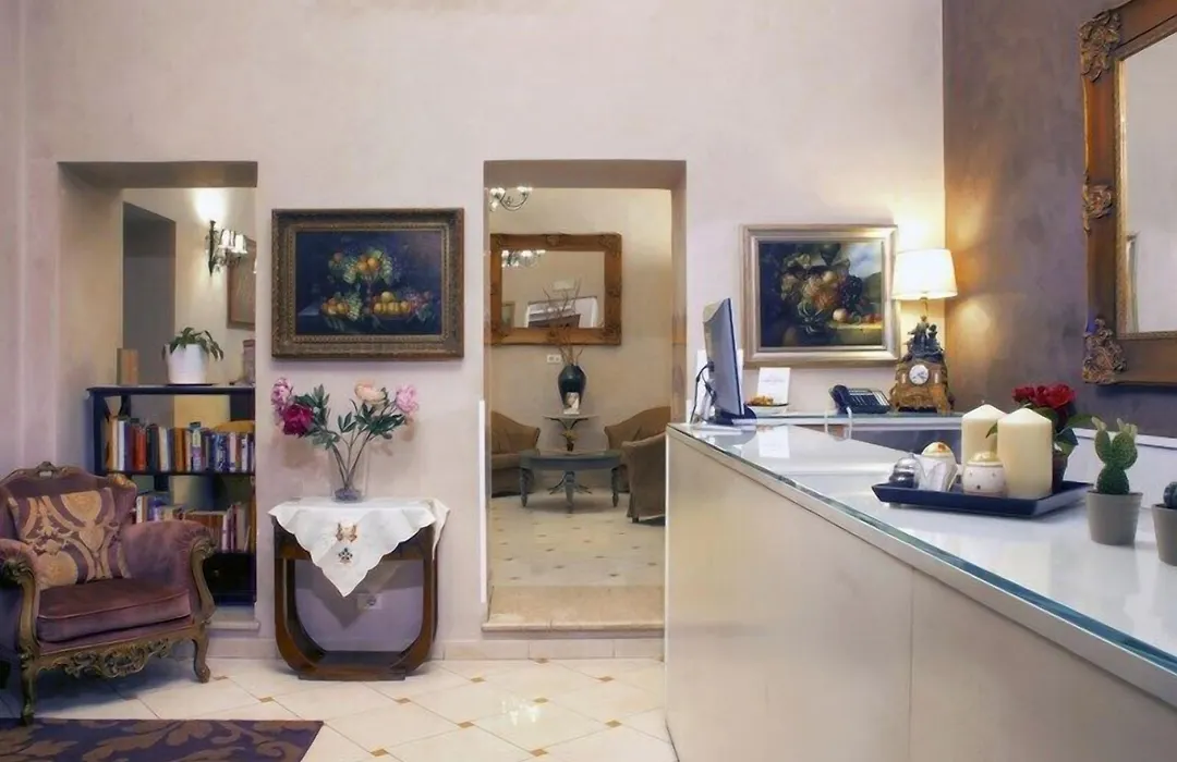 Hotel Picasso-1