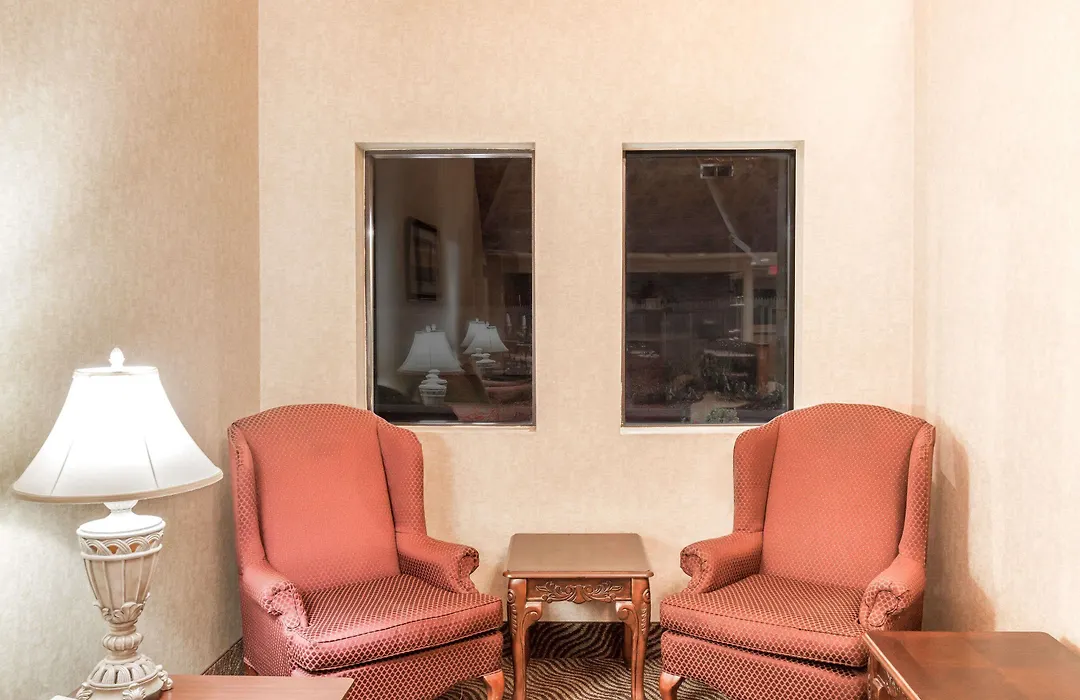 Super 8 By Wyndham Liverpool/Clay/Syracuse Area-1