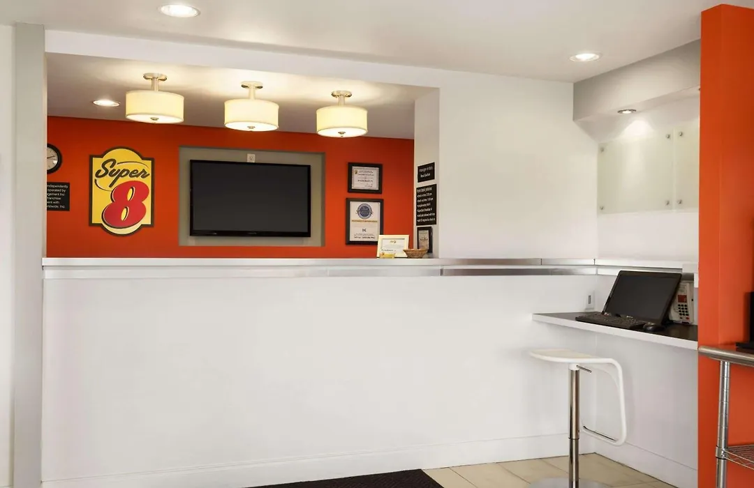 Super 8 By Wyndham Ormond Beach-1