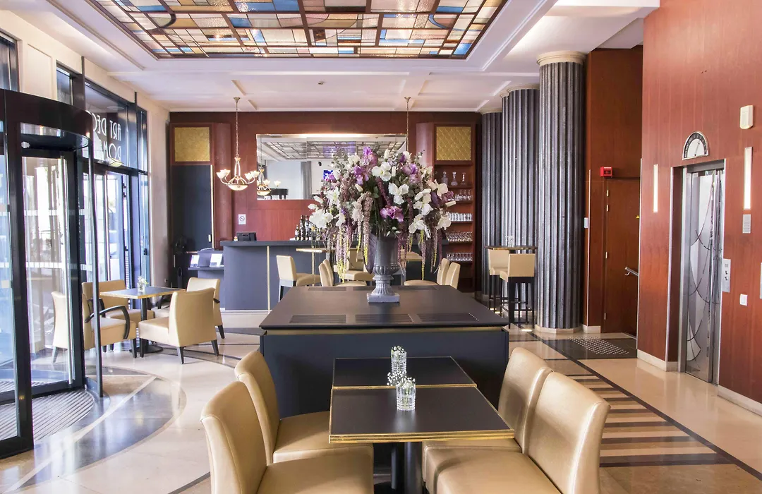 Hotel Art Deco Euralille-1