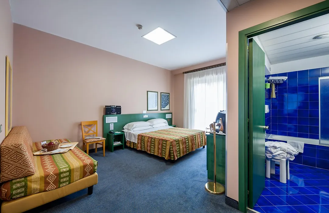Best Western Hotel Mediterraneo-1